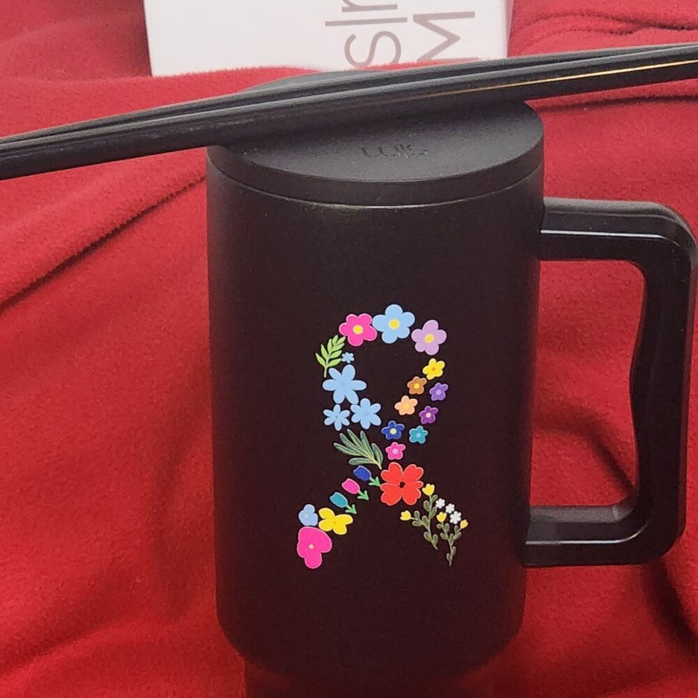 Simple Modern Black Floral Fighting Together Ribbon 40oz. Trek Tumbler w/Straws - Picture 2 of 16